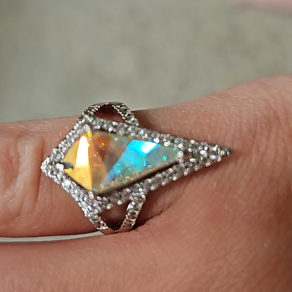 Fragrant jewels ring size 7.5